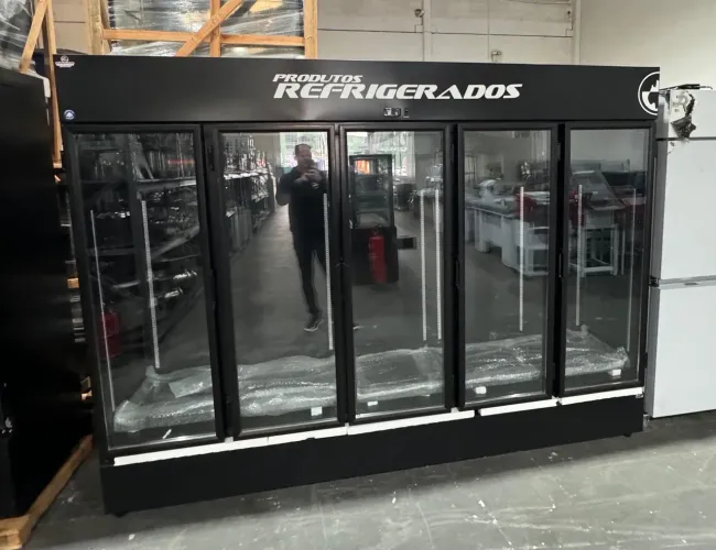 Geladeira auto serviço 5 portas nova 