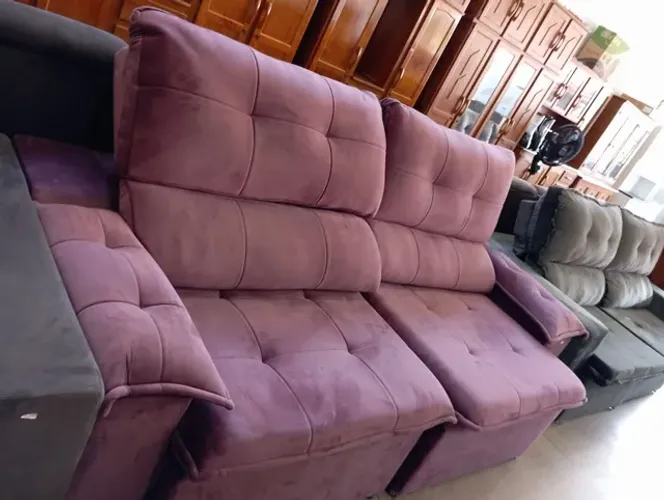 SOFA RECLINÁVEL E RETRÁTIL NOVO,RODAS DE SILICONE 