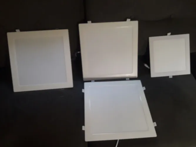 4 Placas de LED para Teto - Novas