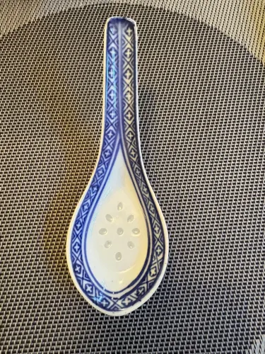 Colher de Sopa Chinesa em Porcelana 13,5 cm