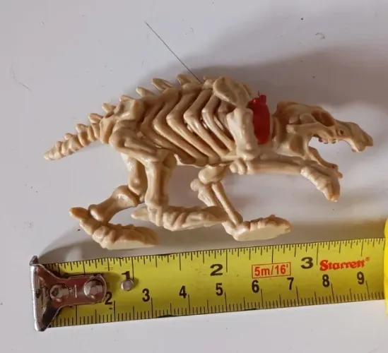 Boneco Grim Skull Dog Guerreiros Esqueletos Playmates