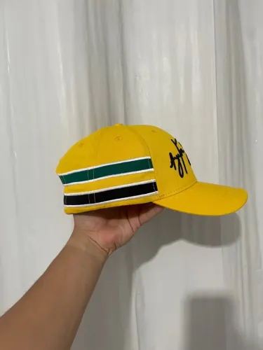 Boné amarelo com Ayrton Senna 