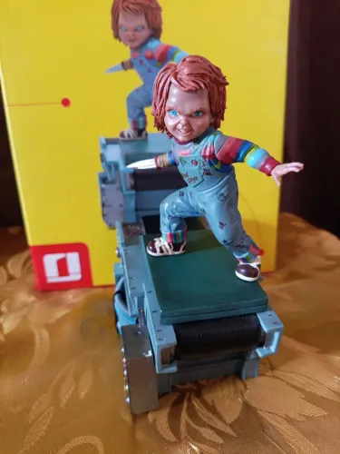 Chucky 1/10 Iron Studio