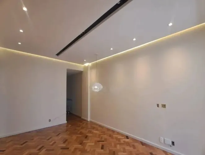 Apartamento 68m² 2 quartos para locação Avenida Nossa Senhora de Copacabana