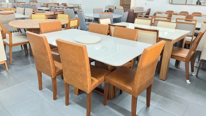 Mesa de madeira pronta entrega 