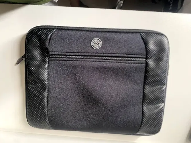 capa para notebook de 14 polegada seminova.