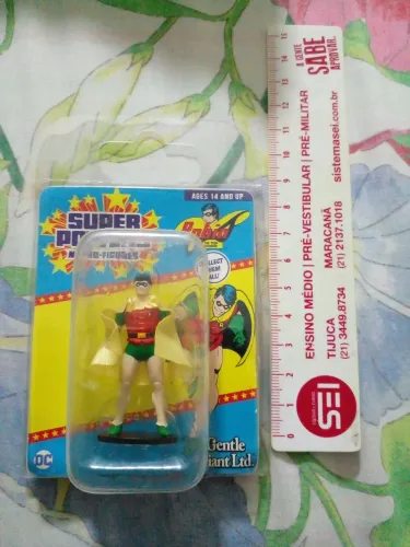 Robin Micro Figure Gentle Giant