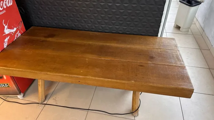Mesa Rústica 