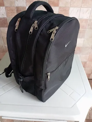 Mochila s espaçosa super recomendo