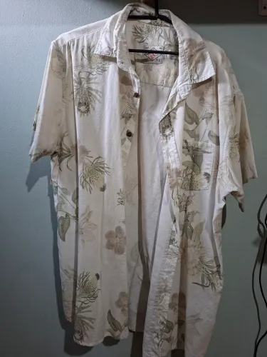 Blusão branco com floral