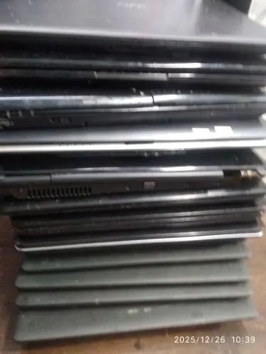 13 notebook defeito
