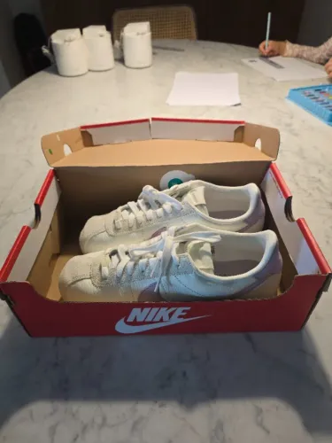 Tênis Nike Cortez Feminino Tam 38,5-39 Br