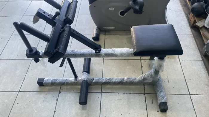 Máquina para treinar panturrilha
