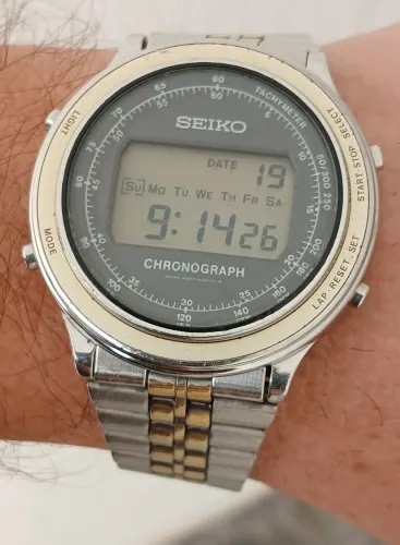 Raro Relógio antigo japonês Seiko SQ Chronograph digital anos 80 