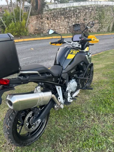 BMW F750 premium 40 years ( comemorativa)