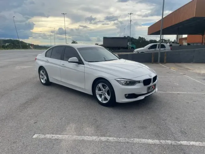 BMW 320I A 2.0 Turbo/activeflex 16V 184cv 4P 2015
