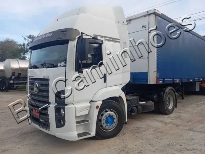 Vw 19-330, ano 2014, Pneus novos, Revisado.