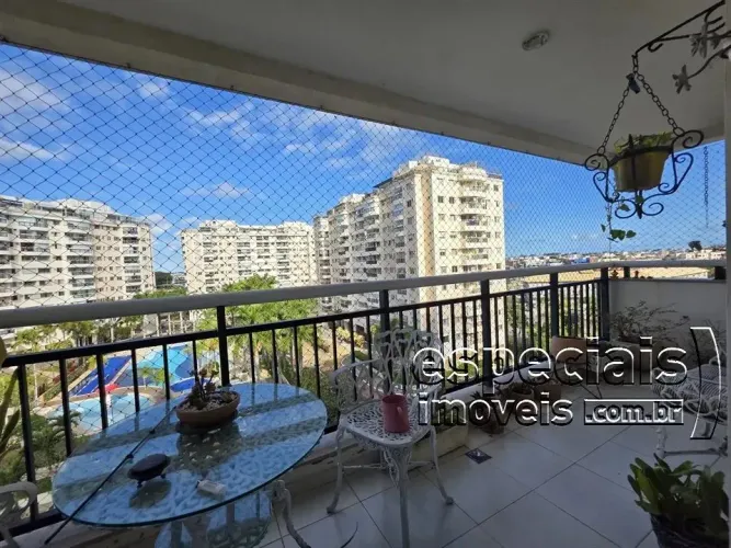 Apartamento à venda no Jardins do Recreio. Recreio dos Bandeirantes.