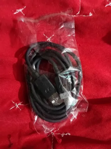 Cabo USB Tipo V8 original da marca Motorola*novo*lacrado!