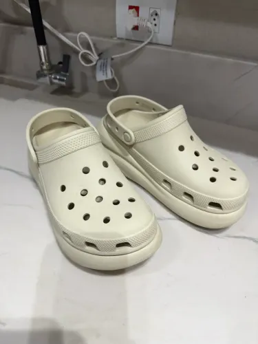 Chinelo Crocs