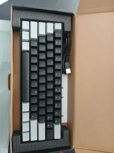 Teclado Mecanico Apayado K61 Switch Red Gamer Com Fio