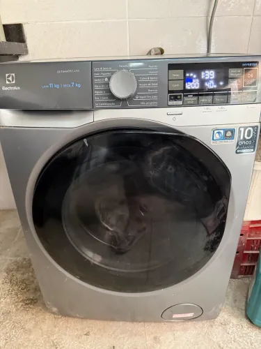 Lava e seca Eletrolux 220v perfeito funcionamento 