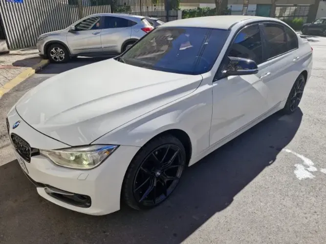 BMW 320I A 2.0 Turbo/activeflex 16V 184cv 4P 2013