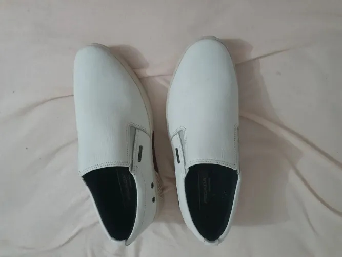 TAMANHO 40 SAPATO PEGADA BRANCO