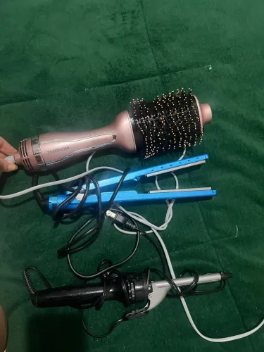 Escova secadora/alisadora ,chapinha e babyliss 