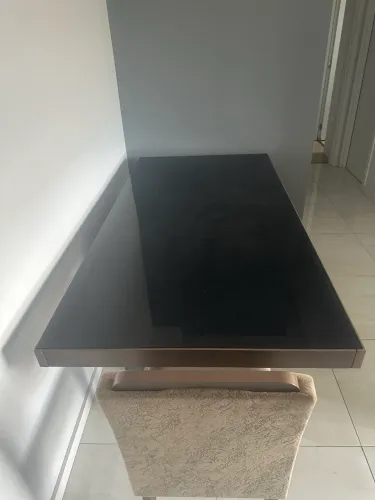 Mesa tampo de vidro preto 1,8 x 0,9 m