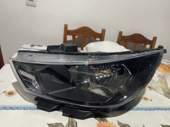 FAROL HB20 NOVO ESQUERDO COMFORT 2022/2023