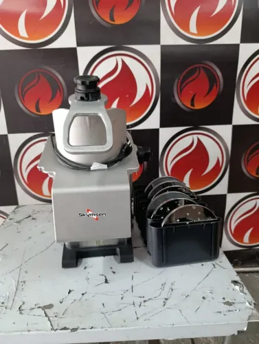 Processador de alimentos acompanha 7 lâminas 1 disco dispensador Bivolt 110/220 volts