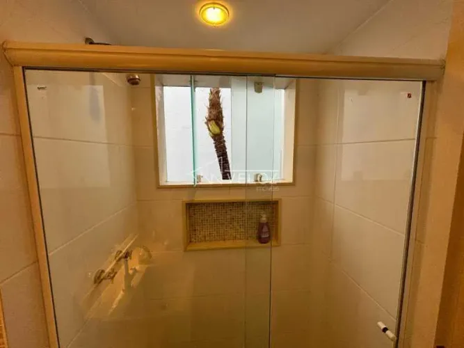 Apartamento - / Residencial / Lagoa