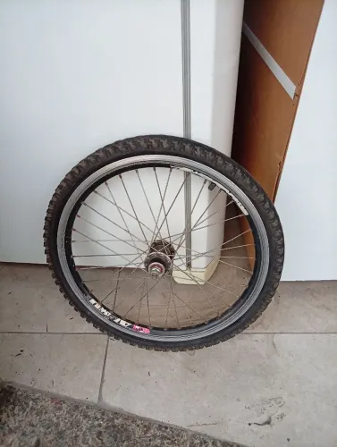 Roda aero aro 20 dianteira 