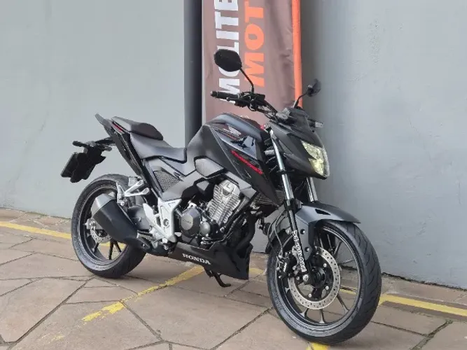 Honda CB 300f Twister 6 mil km