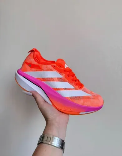 Tênis Adidas