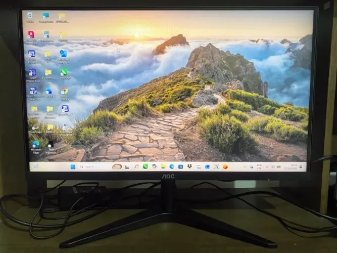 Monitor AOC 24" FHD 1080P