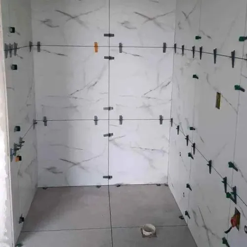Pedreiro profissional de acabamento