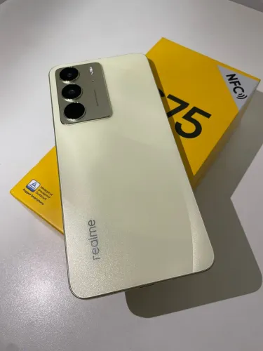 Realme C75