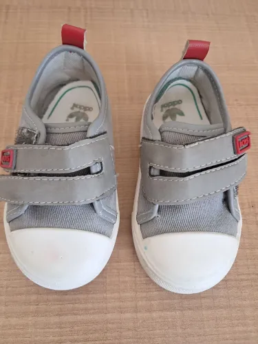 Adidas infantil número 20