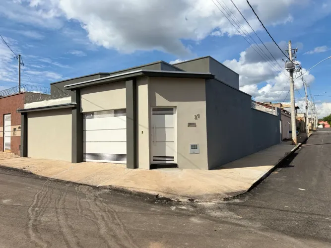 Casa à venda | Bairro Água Branca