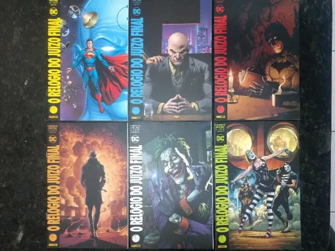 Revistas da DC Comics - O Relógio do Juízo Final (minissérie em 12 edições)