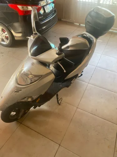 Suzuki Burgman I 125cc 2013