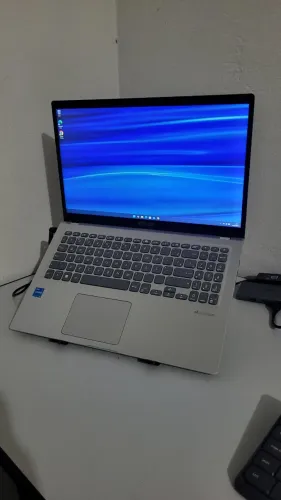 Notebook Asus VivoBook 15, i5-1135G7, 8 Gb RAM, 256 Gb SSD NVME