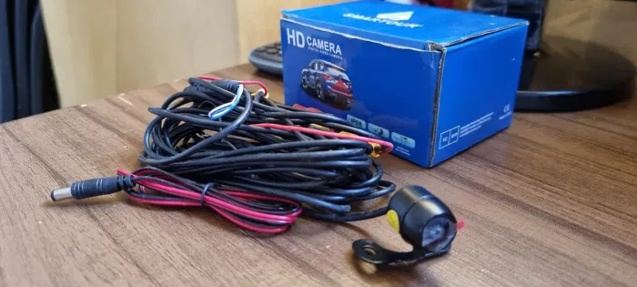 Câmera De Ré Automotiva Universal Smartour AHD HD Borboleta