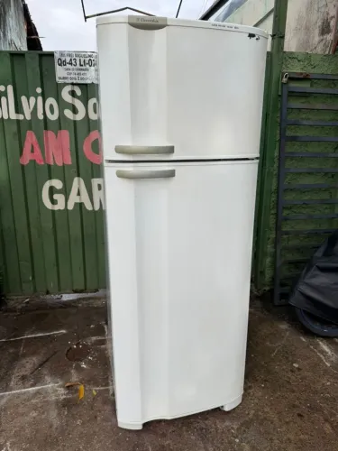 Geladeira Eletrolux DC49A