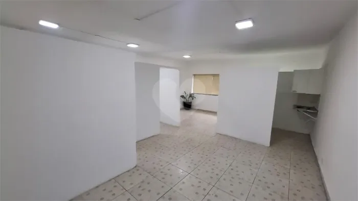 Salas para locação em Vila palmeiras - SP