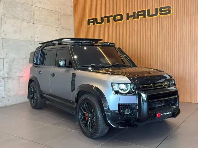 Land Rover Defender 110 X D300 HSE Mhev DIE AUT 2024