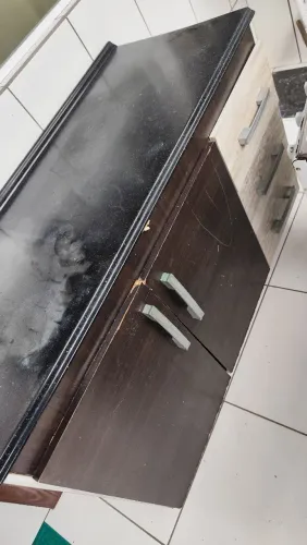 Balcão de cozinha com tampa