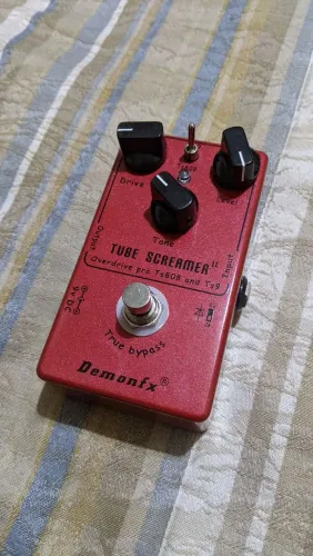 Pedal ts9 clone da DemonFX